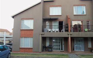 3 Bedroom Apartment in Rynfield