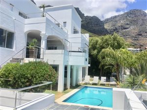 4 Bed House in Camps Bay