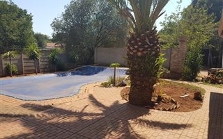 4 Bedroom House in Lyttelton Manor