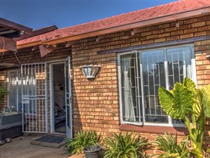 2 Bed Townhouse in Birchleigh