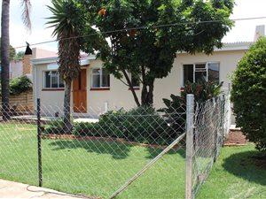 1 Bed Garden Cottage in Newlands