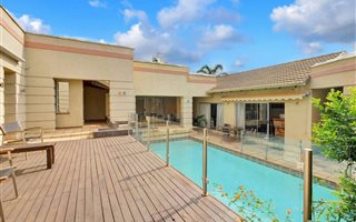 14 Bedroom House in Norscot