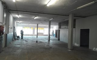 336 m² Industrial space in Bluff