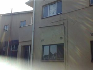 6 Bed House in Kenville