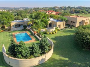 4 Bed House in Mooikloof Equestrian Estate