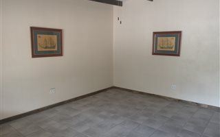 17 m² Office Space in Scottsville