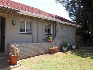 3 Bed House in Brackendowns