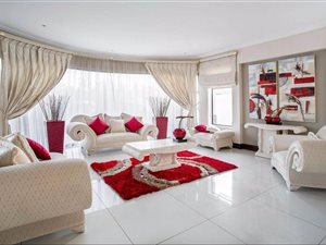 4 Bed House in Ebotse Estate