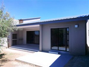 2 Bed Townhouse in Rayton