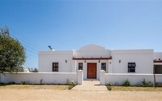 4 Bedroom House in Croydon Olive Estate