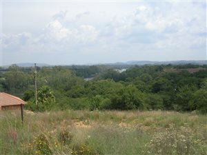 966 m² Land available in Vaaloewer