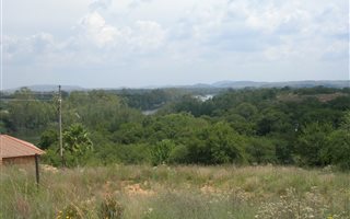 966 m² Land available in Vaaloewer