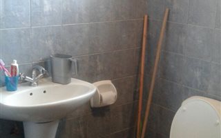 10 Bedroom Apartment in Actonville