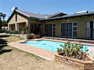 4 Bed House in Edenglen
