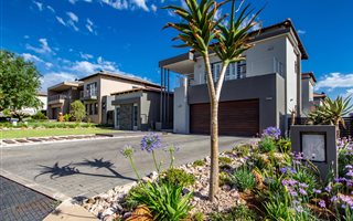 4 Bedroom House in Aspen Hills