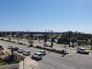 1 Bed Apartment in Humewood