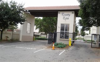2 Bedroom Apartment in Country View