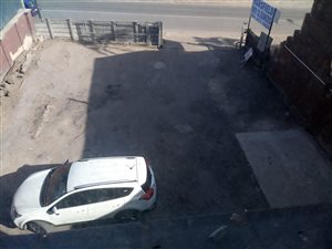 300 m² Commercial space in Newlands West