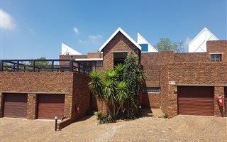 2 Bedroom Duplex in Glenvista