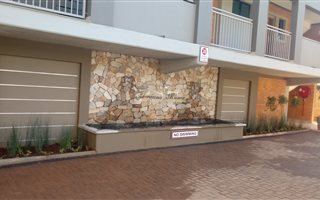 2 Bedroom Apartment in Florauna