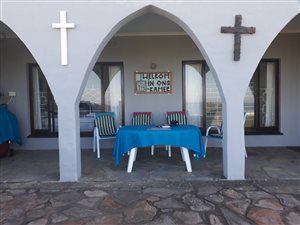 4 Bed House in Leisure Bay