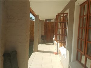 3 Bed House in Bronberrick
