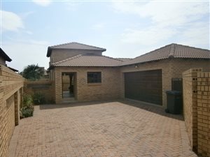 3 Bed Cluster in Newmarket Park