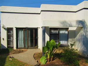 3 Bed Duet in Moreleta Park