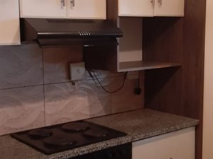 2 Bed House in Newlands West
