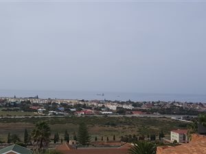 5 Bed House in Hartenbos Heuwels