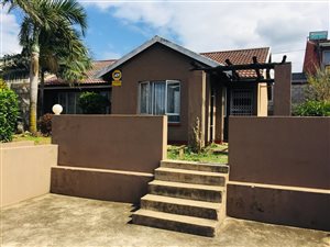 3 Bed House in Newlands West