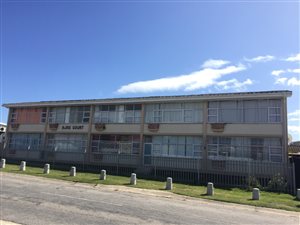 1 Bed Apartment in Newton Park