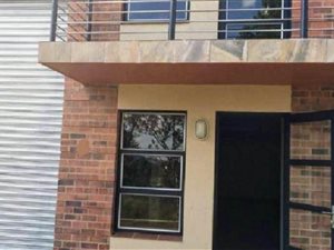 181 m² Industrial space in Kyalami
