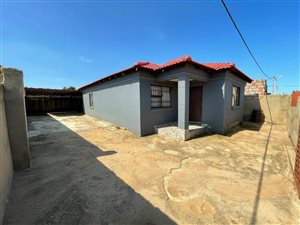 3 Bed House in Palmridge