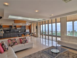 3 Bed Apartment in Umhlanga Ridge