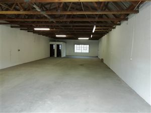 130 m² Industrial space in Athlone