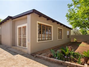 4 Bed House in Heidelberg Central
