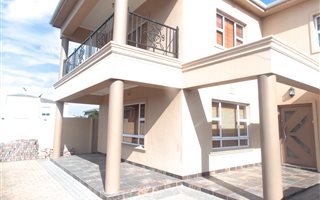 5 Bedroom House in Crawford