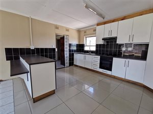 3 Bed House in Arboretum