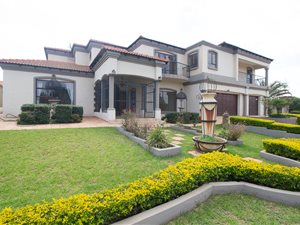 5 Bed House in Irene Farm Villages