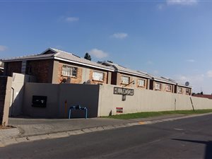 2 Bed Duplex in Birchleigh