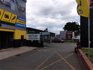 808 m² Commercial space in Pinetown Central