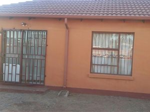 3 Bed House in Goudrand