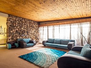 3 Bed House in South Hills