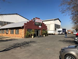 4892 m² Industrial space in Tulisa Park