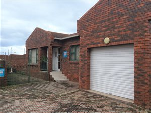 3 Bed Townhouse in South End