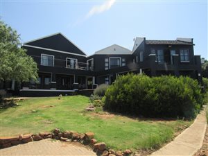 5 Bed House in Bainsvlei