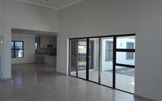 4 Bedroom House in Parklands North