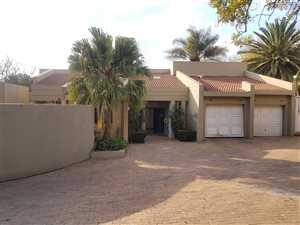 4 Bed House in Bramley North