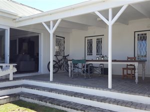 3 Bedroom House in Onrus